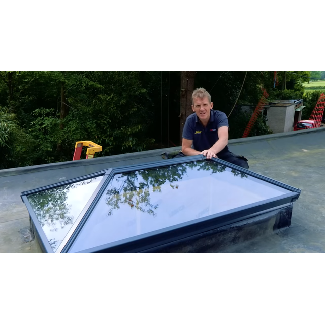 Installation Video Korniche Roof Lantern